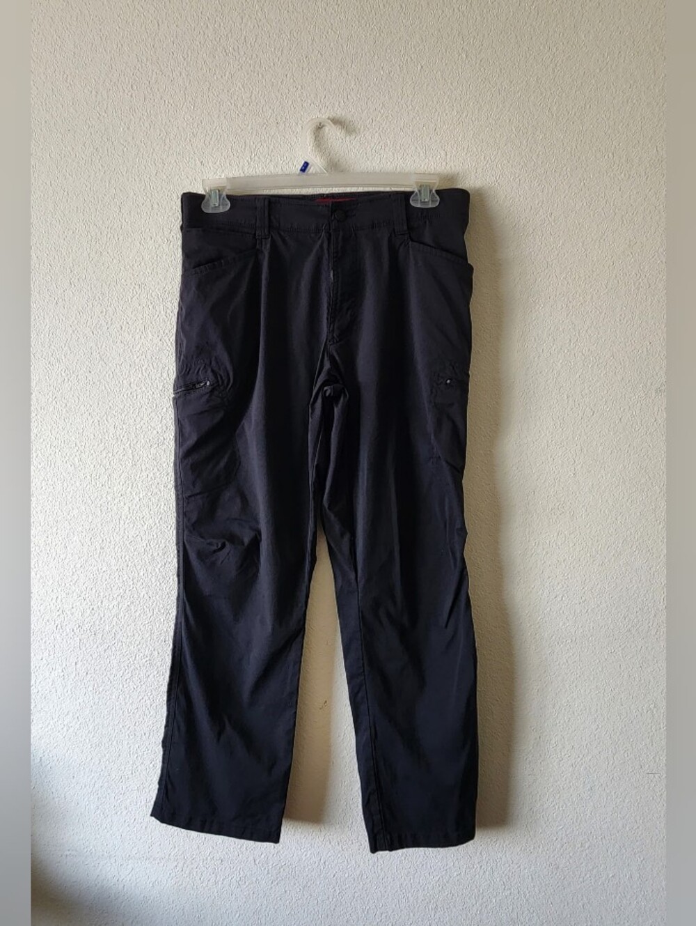 Wrangler Mens Outdoor Cargo Pants Black Zip Pockets Nylon 34x30